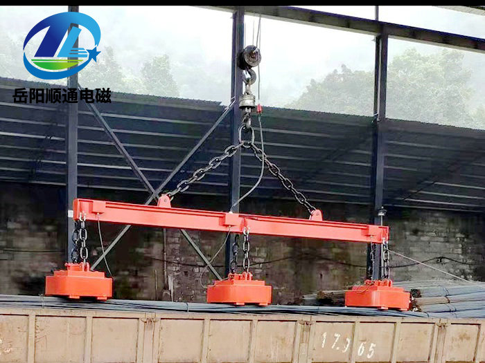 MW73系列吊運(yùn)和翻轉(zhuǎn)板坯用電磁鐵